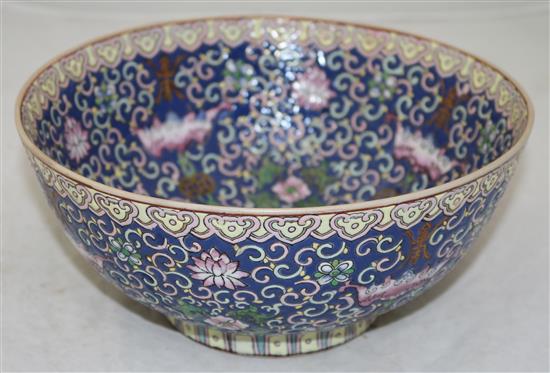 A Chinese famille rose enamelled porcelain bowl, mid 20th century, diameter 26cm